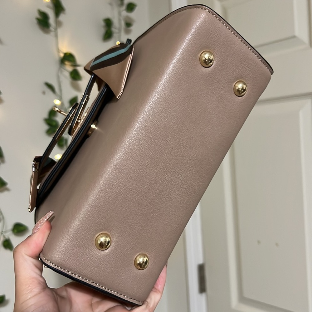 Mini Bag Toupe 🌺 - Picture 4 of 7